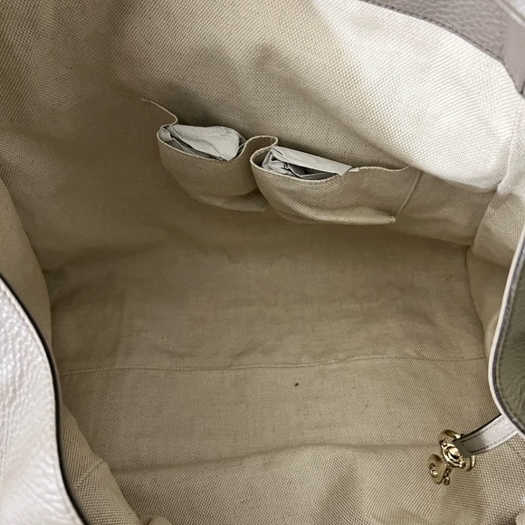 BNWT- Authentic Gucci large soho. Gray. - Picture 9 of 11